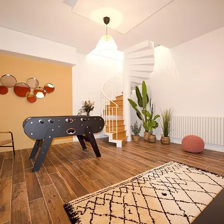 Luxury Near Tour Eiffel Paris