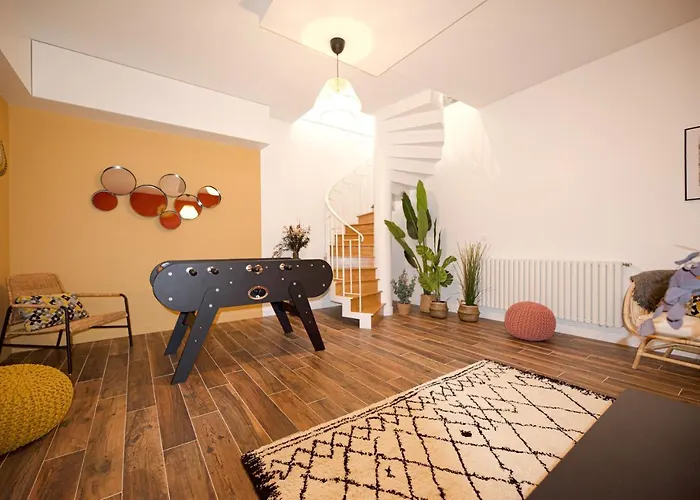 Luxury Near Tour Eiffel Paris
